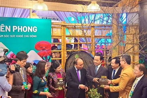 Khai mạc Hội chợ sâm Lai châu 2022
