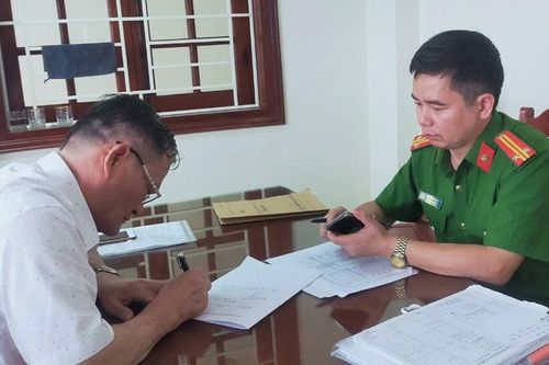 Khởi tố Giám đốc Trung tâm Y tế thị xã Nghi Sơn liên quan xét nghiệm COVID-19