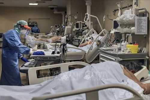 Tái mắc COVID-19 làm tăng gấp 3 lần nguy cơ xuất hiện vấn đề về tim và phổi