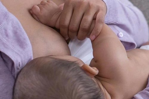 'Sữa mẹ kém chất lượng': Hiểu đúng để bớt lo