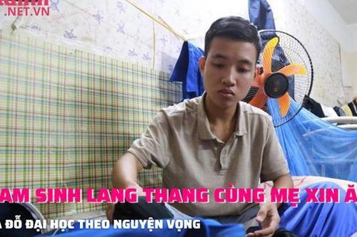 'Vitamin động lực': Cậu bé lang thang xin ăn với người mẹ tâm thần ở Huế đã đỗ đại học