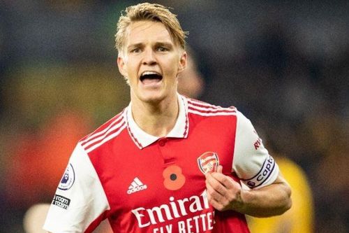 Arsenal tăng khoảng cách với Man City lên thành 5 điểm