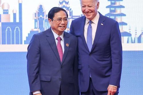 Thủ tướng Phạm Minh Chính trao đổi với Tổng thống Hoa Kỳ