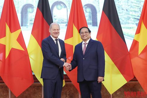 Thủ tướng Phạm Minh Chính đón, hội đàm với Thủ tướng Cộng hòa Liên bang Đức Olaf Scholz
