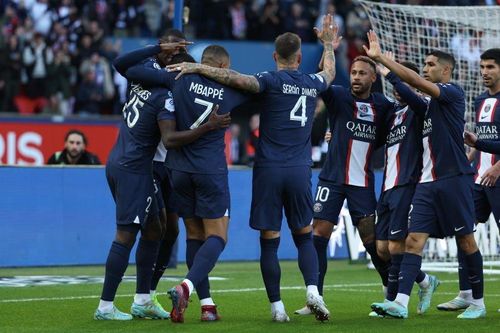 Neymar và Messi im tiếng, Mbappe giúp PSG thắng 5 sao trước Auxerre
