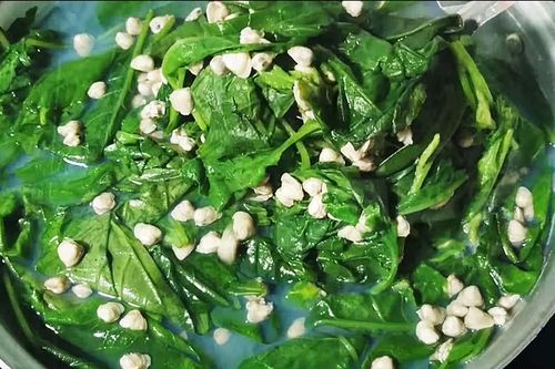 Vị ngọt thơm rất lạ của canh cải trời