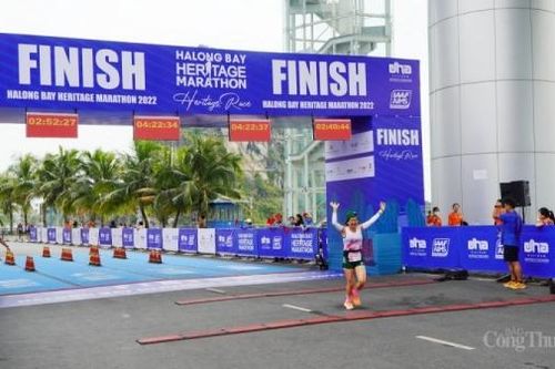 Hơn 5.000 người tham gia giải chạy Halong Bay Heritage Marathon 2022