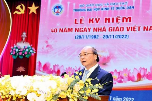 Chủ tịch nước Nguyễn Xuân Phúc: Đại học Kinh tế quốc dân phải đi tiên phong trong đổi mới