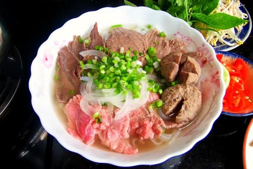Người phụ nữ Hà Nội mắc loại ký sinh trùng có trong hàng loạt món khoái khẩu