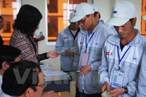 Hàn Quốc không phạt tiền, hạn chế nhập cảnh với lao động bất hợp pháp