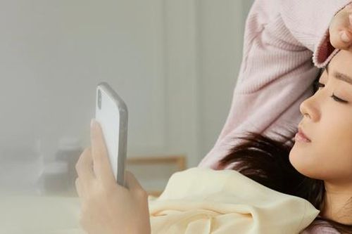 Em chồng có thai nhưng lại nhờ tôi nuôi hộ con vài năm