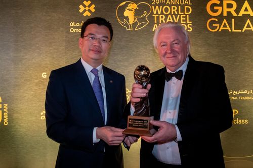 World Travel Awards vinh danh Vietnam Airlines hãng hàng không hàng đầu thế giới về bản sắc văn hóa