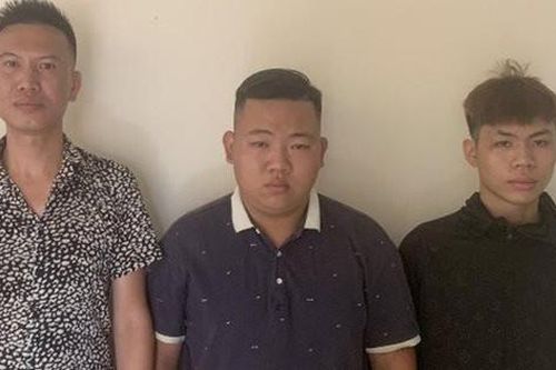 Khởi tố chủ quán đánh nhân viên cũ