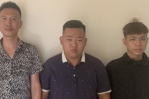 Chủ quán đồ nướng và 3 nhân viên bị khởi tố vì hành hung nam thanh niên