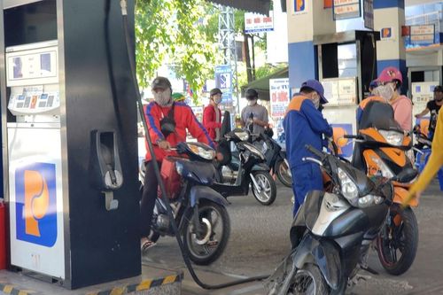 Nguyên nhân một số cửa hàng xăng dầu ở Đà Nẵng treo bảng hết xăng, hoặc bán với số lượng hạn chế