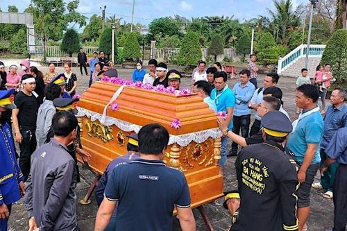 Khởi tố người đàn ông đánh chết người ở Cà Mau
