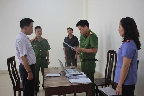 Nghệ An bắt đối tượng lừa đảo, chiếm đoạt hàng chục tỷ đồng thông qua đầu tư mua, bán đất