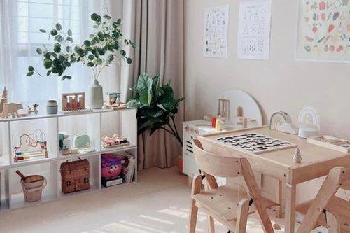 Mẹ trẻ tự tay trang trí phòng vừa xinh xắn vừa thông minh cho con gái