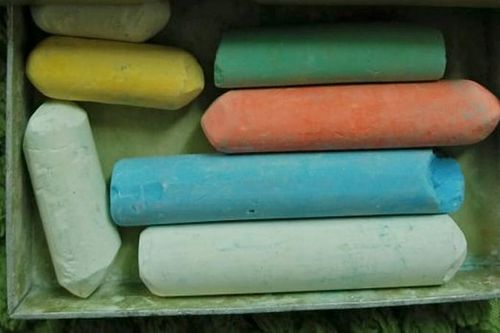 Tản văn: Chiếc hộp đựng phấn