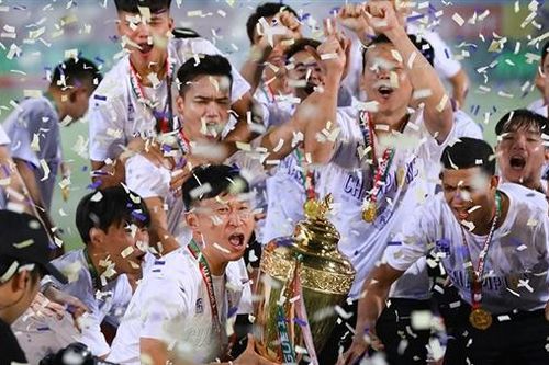 Thấy gì từ chức vô địch của Hà Nội FC