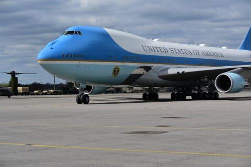 Boeing gặp khó vì Air Force One mới