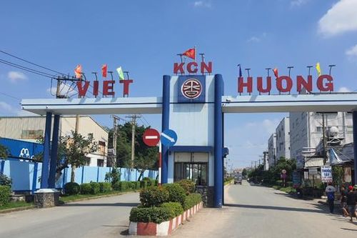 Nhiều lao động mất việc rời 'thủ phủ' công nghiệp Bình Dương về quê