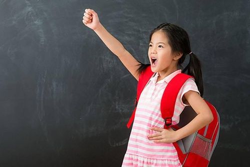 4 cách giúp con tự tin phát huy thế mạnh bản thân