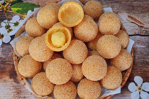 Bánh rán Việt Nam vào danh sách những món chiên ngon nhất thế giới