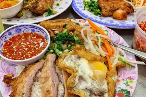 Những món ngon phải thử khi du lịch đến thành phố mang tên Bác