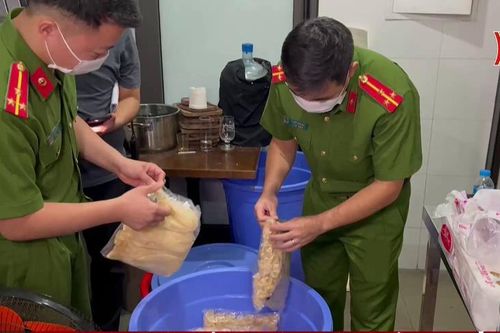 Thủ đoạn tinh vi trong việc kinh doanh bóng cười