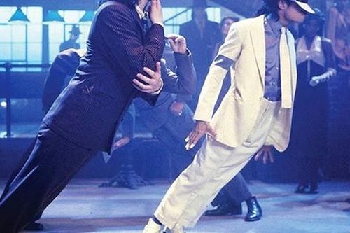 Bí ẩn đằng sau điệu nhảy nghiêng 45 độ của Michael Jackson: Người thường khó có thể làm được, ẩn số nằm ở điều này