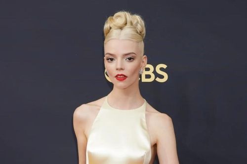 Phong cách gợi cảm của Anya Taylor-Joy