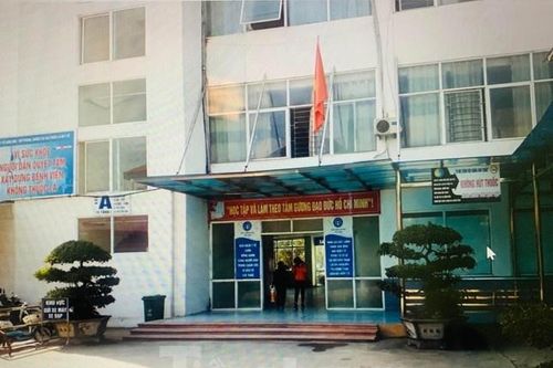 Khởi tố giám đốc Trung tâm Y tế huyện sai phạm mua kit test chống dịch