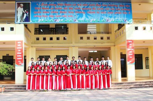 Ngôi trường 61 tuổi trên quê hương anh hùng