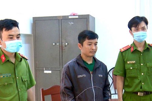 Bắt chuyên viên ngân hàng làm giả giấy tờ để vay vốn hàng tỷ đồng