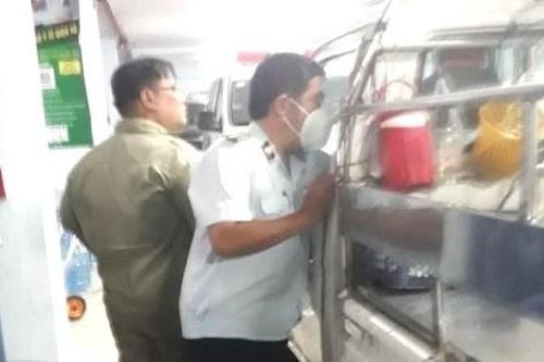 Cơ quan chức năng thông tin vụ người bán hàng rong gãy chân khi làm việc với Tổ trật tự đô thị