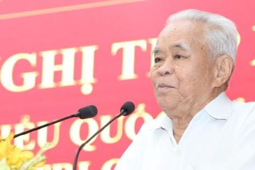Cử tri TPHCM phản ánh vấn đề tiền lương, điều hành xăng dầu