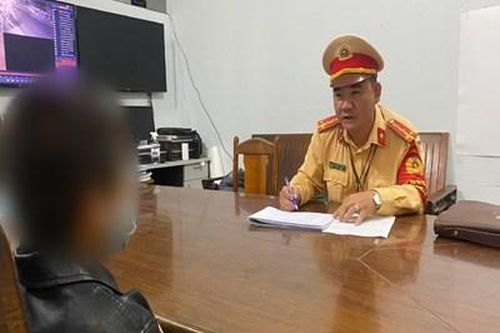 Thiếu niên 12 tuổi trộm xe máy đem bán, lấy tiền mua cỏ Mỹ hút