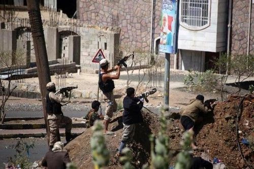 Quân đội Yemen đẩy lùi cuộc tấn công của Houthi vào căn cứ chiến lược