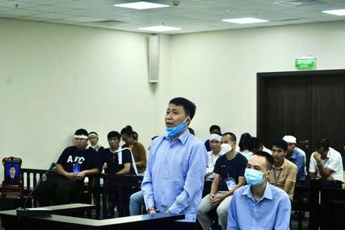 Bố nuôi chung thân, con nuôi tử hình vì giúp nhau đánh chết người