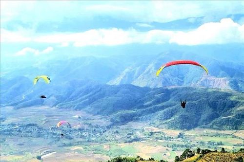 100 phi công tham dự Giải Dù lượn đường trường Putaleng Việt Nam mở rộng