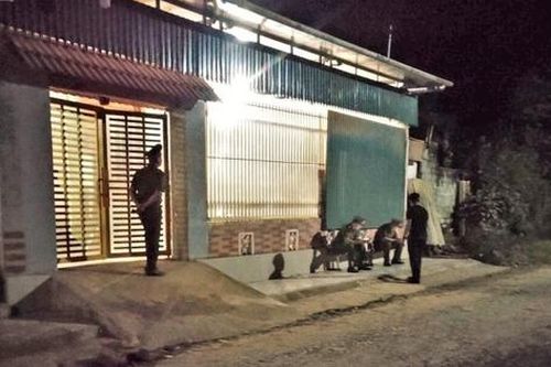 Nửa đêm lẻn vào nhà tình nhân làm điều mờ ám