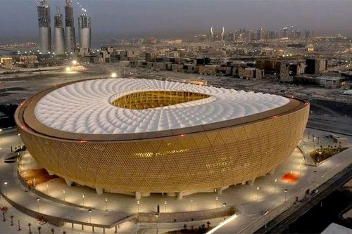 Hệ thống 'bong bóng' làm mát SVĐ ở Qatar