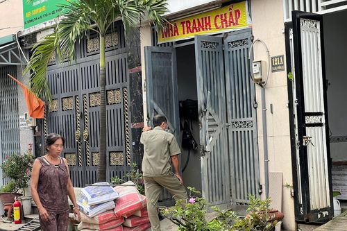 Điều tra vụ 2 chị em thương vong trong căn nhà dán chữ tranh chấp