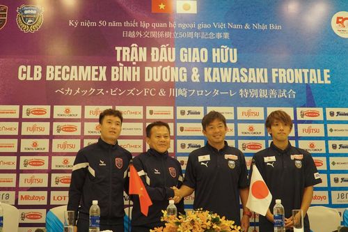 B.Bình Dương đá giao hữu với Kawasaki Frontale nhân dịp kỷ niệm 50 năm thiết lập quan hệ ngoại giao Việt Nam – Nhật Bản