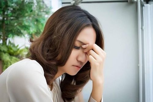 Trời lạnh mà đổ mồ hôi, coi chừng bệnh nguy hiểm này