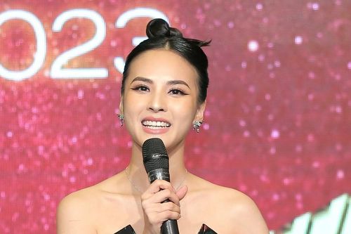 Quỳnh Nga thông báo rút lui tại Miss Charm 2023