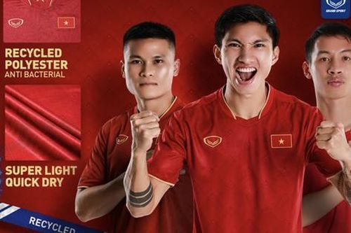 Mẫu áo mới của đội tuyển Việt Nam có gì lạ?
