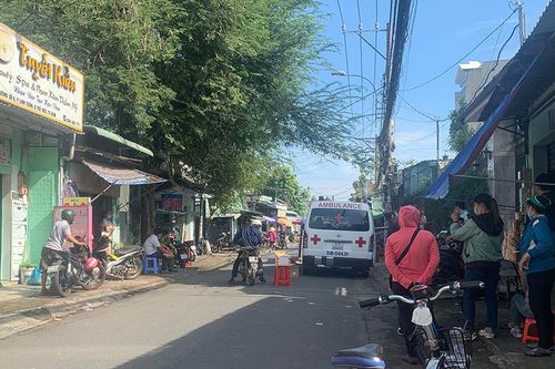 Bắt khẩn cấp nghi phạm đâm 2 người thương vong ở TP Thủ Đức