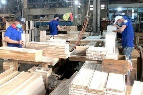 Một doanh nghiệp ngành gỗ lên kế hoạch lỗ trong quý IV